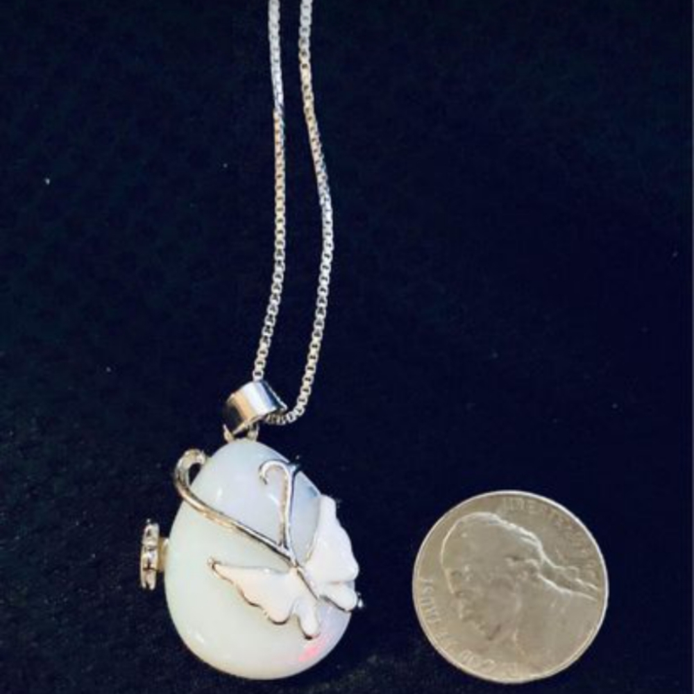 Italy 925 sterling silver teardrop opal butterfly 16"-20" adjustable necklace